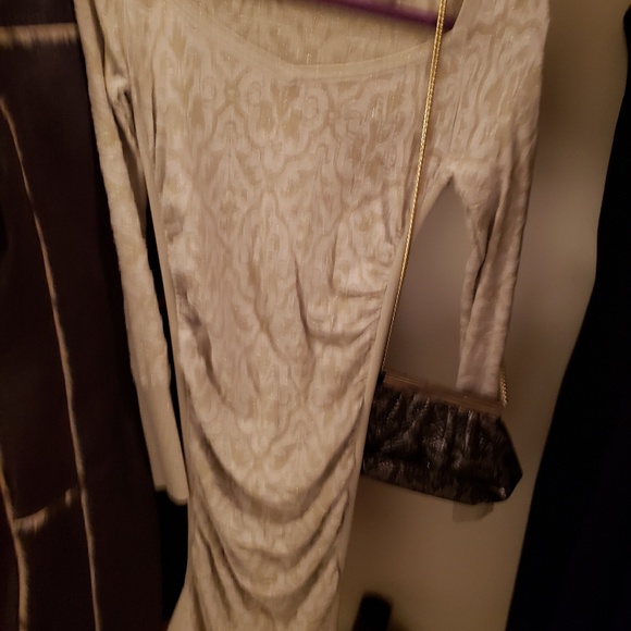 Dress - Picture 3 of 4